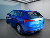 Neu Skoda Scala 116 PS (85 kW) 2025 Blau Kleinwagen