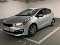 Używany Kia Ceed 90 KM (66 kW) 2017 Srebrny Hatchback