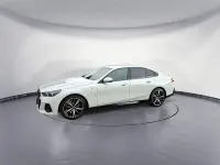 Gebraucht BMW 520 M Sport 208 PS (152 kW) 2025 Weiß Limousine