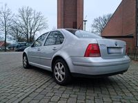Gebraucht VW Bora 110 PS (80 kW) 2004 Silber Limousine