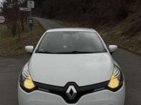 Gebraucht Renault Clio IV Expression 75 PS (55 kW) 2014 Weiß Kleinwagen