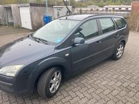Usata Ford Focus 125 CV (91 kW) 2007 Grigio Station wagon