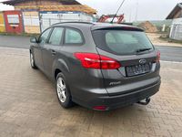 Używany Ford Focus Trend 120 KM (88 kW) 2016 Szary Kombi