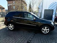 Second-hand Mercedes ML280 190 CP (139 kW) 2007 Negru SUV