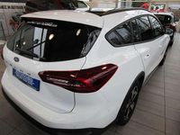 Neu Ford Focus Active X 155 PS (114 kW) 2025 Weiß Kombi