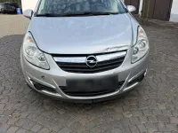 Gebraucht Opel Corsa 60 PS (44 kW) 2009 Silber Kleinwagen