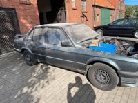 gebraucht BMW 320 E30 i Limousine Projektaufgabe