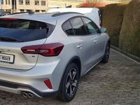 Gebraucht Ford Focus Active X 125 PS (91 kW) 2023 Polarsilber metallic Limousine