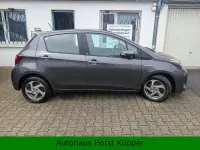 Gebraucht Toyota Yaris Edition-S 75 PS (55 kW) 2016 Grau Limousine