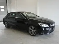 Gebraucht Mercedes CLA200 Shooting Brake 156 PS (114 kW) 2017 Schwarz Kombi
