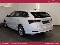 Gebraucht Skoda Octavia 116 PS (85 kW) 2023 Weiß Limousine
