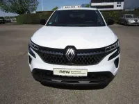 Second-hand Renault Austral Evolution 158 CP (116 kW) 2023 Alb SUV