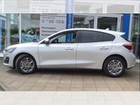 Neu Ford Focus Titanium 125 PS (91 kW) 2025 Silber (moondust silver metallic) Limousine