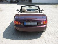 Second-hand Mazda MX5 110 CP (80 kW) 2000 Roșu Cabrio