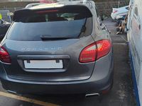 Gebraucht Porsche Cayenne 245 PS (180 kW) 2012 Meteorgraumetallic SUV