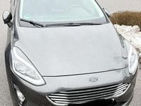Gebraucht Ford Fiesta Titanium 86 PS (63 kW) 2018 Grau Kleinwagen