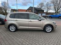 gebraucht VW Touran Highline DSG,1-H,ACC,Navi,Ahk,Massage,8-F