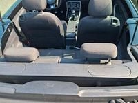 Gebraucht VW Beetle Sound 105 PS (77 kW) 2018 Weiß Kleinwagen