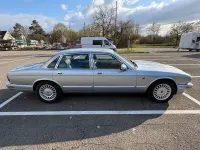 Gebraucht Jaguar X300 241 PS (177 kW) 1995 Silber Limousine