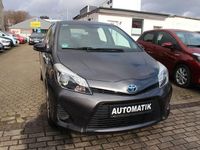 Gebraucht Toyota Yaris Hybrid Life 75 PS (55 kW) 2013 Grau Limousine