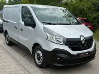 Usata Renault Trafic Komfort 125 CV (91 kW) 2018 Argento Monovolume