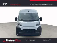 Gebraucht Toyota Proace 140 PS (102 kW) 2025 Icy white Van / Kleinbus