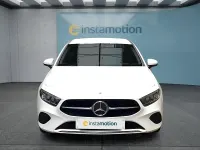 Gebraucht Mercedes A200 163 PS (119 kW) 2025 Weiß Limousine