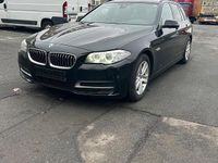 Gebraucht BMW 520 184 PS (135 kW) 2013 Schwarz Kombi