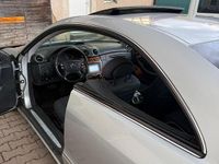 Gebraucht Mercedes CLK240 171 PS (125 kW) 2002 Silber Coupé