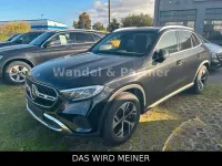 Gebraucht Mercedes GLC300 197 PS (144 kW) 2023 Schwarz SUV
