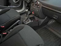 Gebraucht Renault Clio IV Collection 75 PS (55 kW) 2014 Weiß Limousine