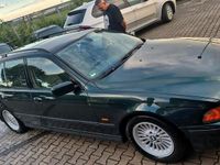Gebraucht BMW 540 286 PS (210 kW) 2000 Grün Kombi