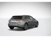 Gebraucht Mercedes A180 Advanced Plus 136 PS (100 kW) 2024 Grau / mountaingrau Limousine