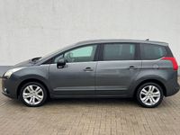 Gebraucht Peugeot 5008 Premium 150 PS (110 kW) 2010 Grau Van / Kleinbus