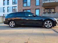 Gebraucht Mercedes E220 194 PS (142 kW) 2017 Schwarz Kombi