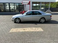 Gebraucht Mercedes 240 237 PS (174 kW) 1999 Silber Limousine