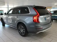 Gebraucht Volvo XC90 Momentum 235 PS (172 kW) 2019 Osmium grey metallic / metallic SUV