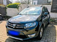 Gebraucht Dacia Sandero Stepway 90 PS (66 kW) 2016 Schwarz Kleinwagen