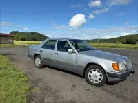 Gebraucht Mercedes 230 124 PS (91 kW) 1992 Silber Limousine