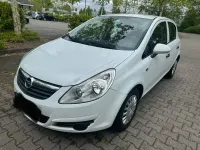 Gebraucht Opel Corsa Selection 69 PS (50 kW) 2010 Casabl/arctic/eisweiss/kaolin Kleinwagen