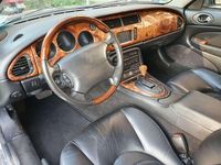 Gebraucht Jaguar XK8 284 PS (208 kW) 2002 Grau Coupé