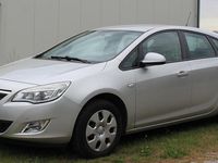 Gebraucht Opel Astra 116 PS (85 kW) 2010 Grau Limousine