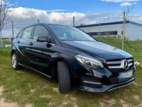 Gebraucht Mercedes B200 156 PS (114 kW) 2017 Schwarz Van / Kleinbus