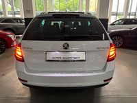 Gebraucht Skoda Octavia Style 150 PS (110 kW) 2018 Weiß Kombi