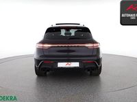 Gebraucht Porsche Macan GTS 441 PS (324 kW) 2022 Tiefschwarz SUV