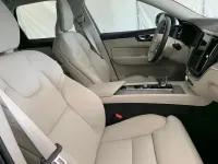 Gebraucht Volvo XC60 Ultimate 235 PS (172 kW) 2022 Denim blue / metallic SUV