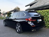 Gebraucht BMW 520 190 PS (139 kW) 2020 Schwarz Kombi
