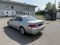 Gebraucht BMW 750 367 PS (269 kW) 2006 Silber Limousine