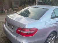Second-hand Mercedes E220 170 CP (125 kW) 2011 Argintiu Berlinǎ