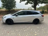 Gebraucht Opel Astra Edition 150 PS (110 kW) 2016 Silber Kombi